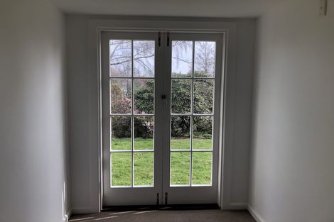 Photo of property in 90 Palatine Terrace, Saint Martins, Christchurch, 8022