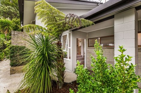 Photo of property in 211 Glamorgan Drive, Torbay, Auckland, 0630