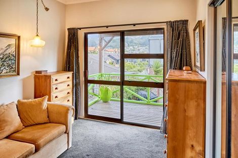 Photo of property in 18 Solander Place, Whitby, Porirua, 5024