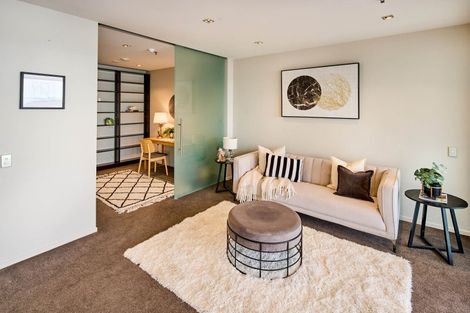 Photo of property in Patent 326 Apartments, 504s/326 Evans Bay Parade, Hataitai, Wellington, 6021