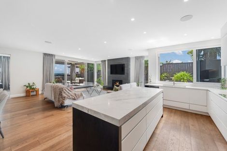 Photo of property in 62 Armstrong Farm Drive, East Tamaki Heights, Auckland, 2016