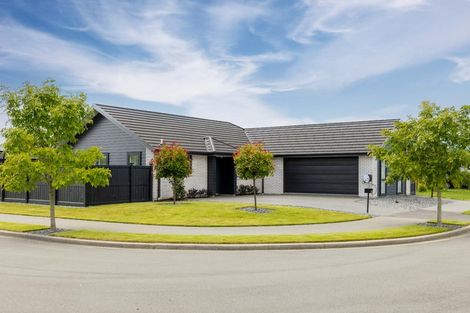 Photo of property in 3 Sarikei Avenue, Northwood, Christchurch, 8051