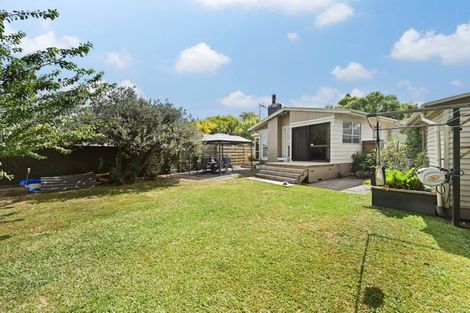 Photo of property in 73 Oakfield Crescent, Pukete, Hamilton, 3200