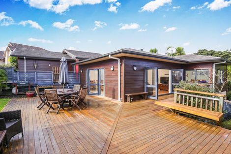 Photo of property in 20 Oratia Drive, Glen Eden, Auckland, 0602