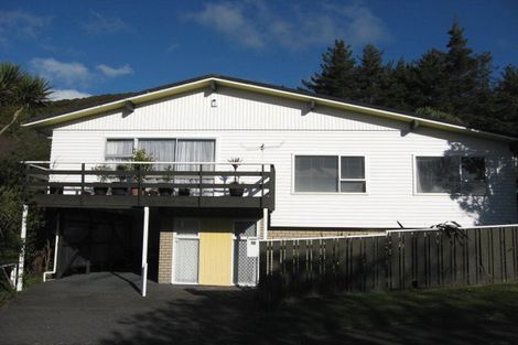 Photo of property in 49 Holland Street, Wainuiomata, Lower Hutt, 5014