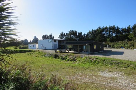 Photo of property in 169 Alma Road, Westport, 7892