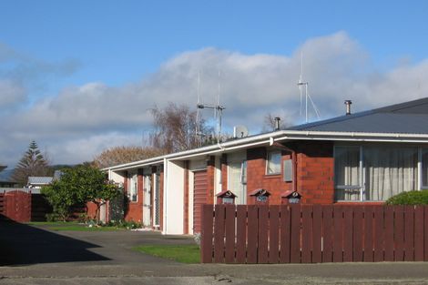 Photo of property in 70a Featherston Street, Takaro, Palmerston North, 4412