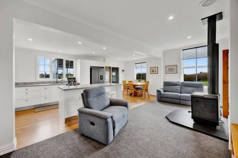 Photo of property in 29 Hills Road, Stratford, 4391