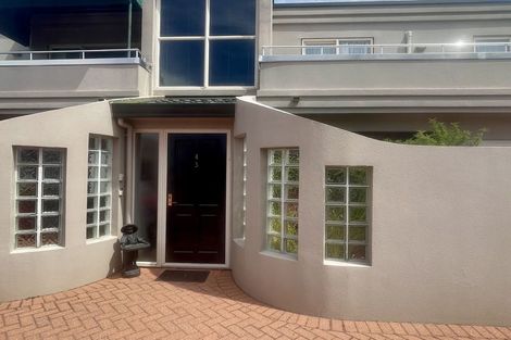 Photo of property in 4/28 Third Avenue, Tauranga, 3110