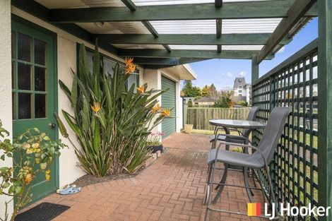 Photo of property in 11unit Mckee Avenue, Fenton Park, Rotorua, 3010
