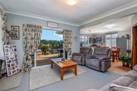 Photo of property in 8 Saddleview Place, Fairfield, Dunedin, 9018