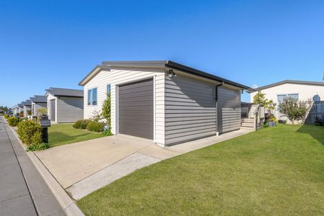 Photo of property in 204/11 Kamahi Crescent, Papamoa Beach, Papamoa, 3118