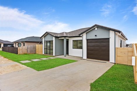 Photo of property in 4 Parton Road, Pukekohe, 2120
