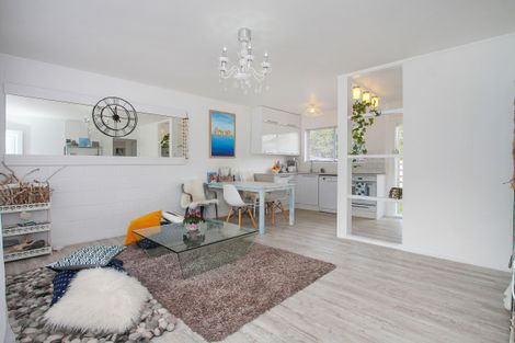Photo of property in 1/83 Birkdale Road, Birkdale, Auckland, 0626