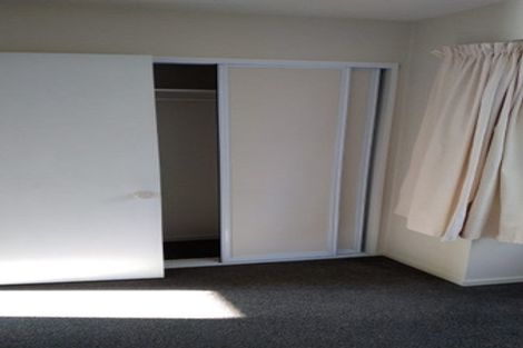 Photo of property in 4 Solway Avenue, Ilam, Christchurch, 8041
