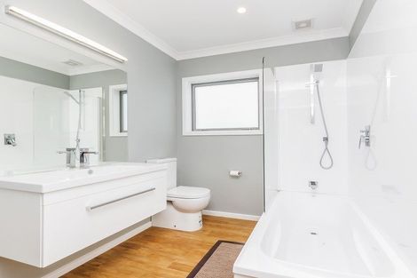 Photo of property in 90c/2 Endeavour Drive, Whitby, Porirua, 5024