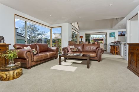 Photo of property in 14 Hastings Road, Mairangi Bay, Auckland, 0630