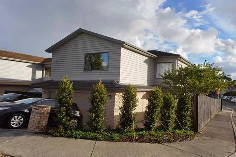 Photo of property in 37 Clover Drive, Henderson, Auckland, 0610