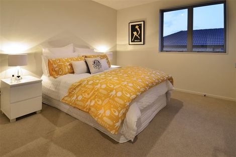 Photo of property in 182 Sunset Road, Unsworth Heights, Auckland, 0632