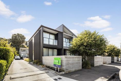 Photo of property in 74u5 Derwent Street, Island Bay, Wellington, 6023