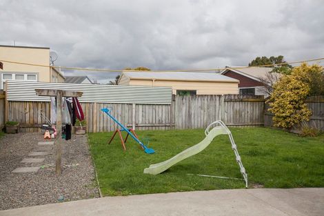 Photo of property in 79 Hillcrest Drive, Kelvin Grove, Palmerston North, 4414