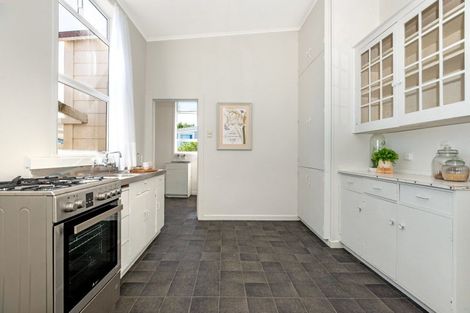 Photo of property in 433 Palmerston Road, Gisborne, 4010