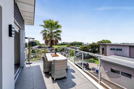Photo of property in 18 Parkvue Drive, Bell Block, New Plymouth, 4312