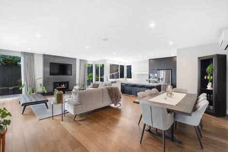 Photo of property in 62 Armstrong Farm Drive, East Tamaki Heights, Auckland, 2016
