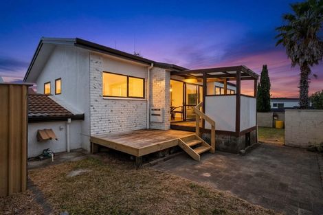 Photo of property in 44 Golf Road, Mount Maunganui, 3116