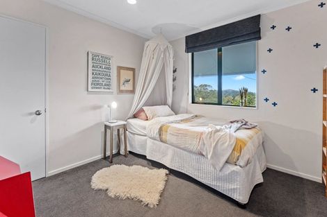 Photo of property in 211 Whitehills Road, Waitoki, Silverdale, 0994