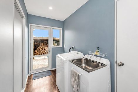 Photo of property in 127 Bridge Street, Coalgate, 7673