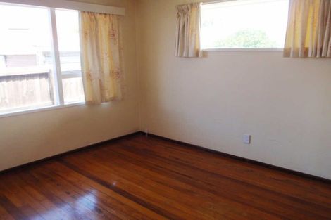 Photo of property in 19 Lamorna Road, Parklands, Christchurch, 8083