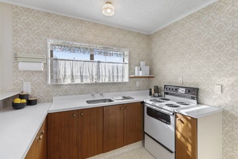 Photo of property in 4/30 Leighton Avenue, Waiwhetu, Lower Hutt, 5010
