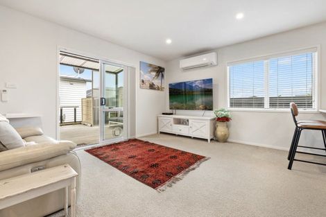 Photo of property in 215/11 Kamahi Crescent, Papamoa Beach, Papamoa, 3118