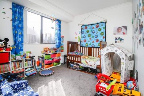 Photo of property in 16a Hunua Road, Papakura, 2110