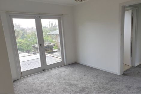 Photo of property in 24 Hinau Street, New Lynn, Auckland, 0600