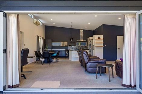 Photo of property in 7a Chester Place, Taradale, Napier, 4112