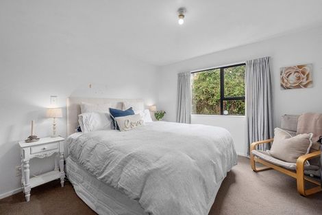 Photo of property in 2/53 Topliss Drive, Northcross, Auckland, 0632