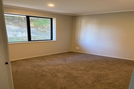 Photo of property in 54 Martingale Drive, Whitby, Porirua, 5024
