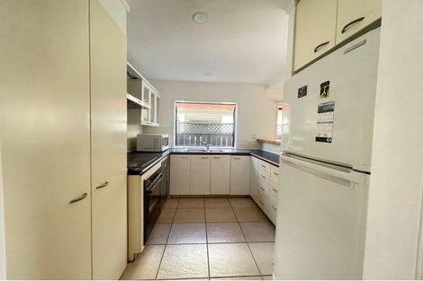 Photo of property in 2/17 Morrow Avenue, Bucklands Beach, Auckland, 2012