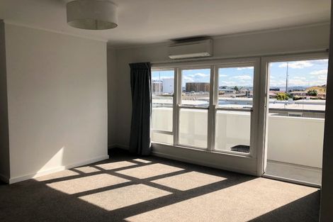 Photo of property in 99 Waghorne Street, Ahuriri, Napier, 4110