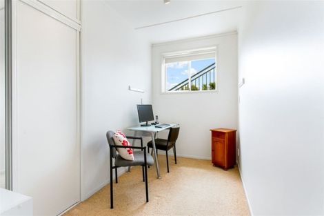 Photo of property in 13 Grendon Road, Titirangi, Auckland, 0604