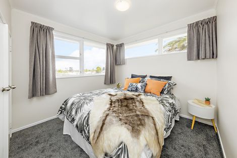 Photo of property in 8 Lympne Lane, Mangere, Auckland, 2022