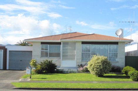 Photo of property in 12 Parker Avenue, Levin, 5510