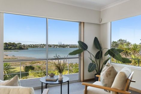 Photo of property in 1/15 Birkley Road, Bayswater, Auckland, 0622