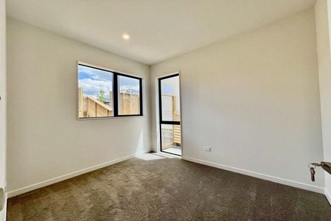 Photo of property in 24 Neretva Avenue, Massey, 0614