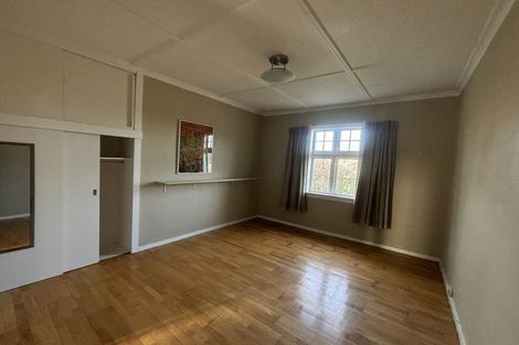 Photo of property in 6 Malcolm Street, Martinborough, 5711