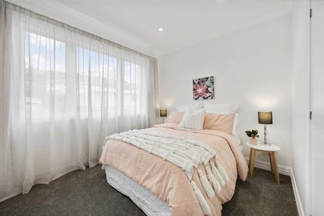 Photo of property in 76 Clyde Street, Island Bay, Wellington, 6023