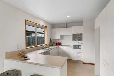 Photo of property in 9 Wittys Road, Avonhead, Christchurch, 8042