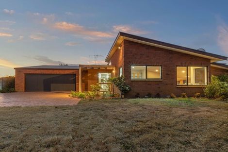 Photo of property in 630 Muhunoa Road West, Ohau, Levin, 5570